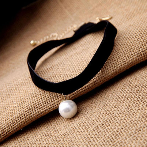 Black Pearl Choker Necklace